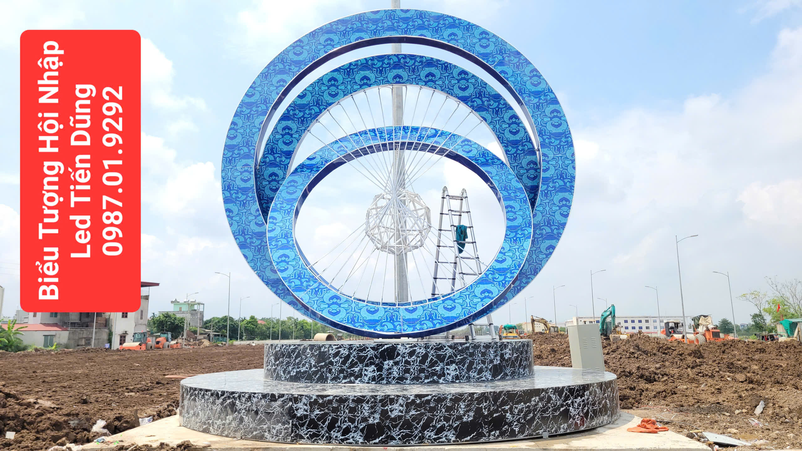 Biểu tượng Hội Nhập Nút Giao Phú Thứ - Hà Nam